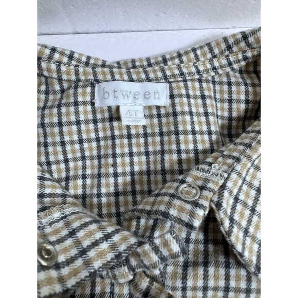 Between Plaid Set - Picture 3 of 4